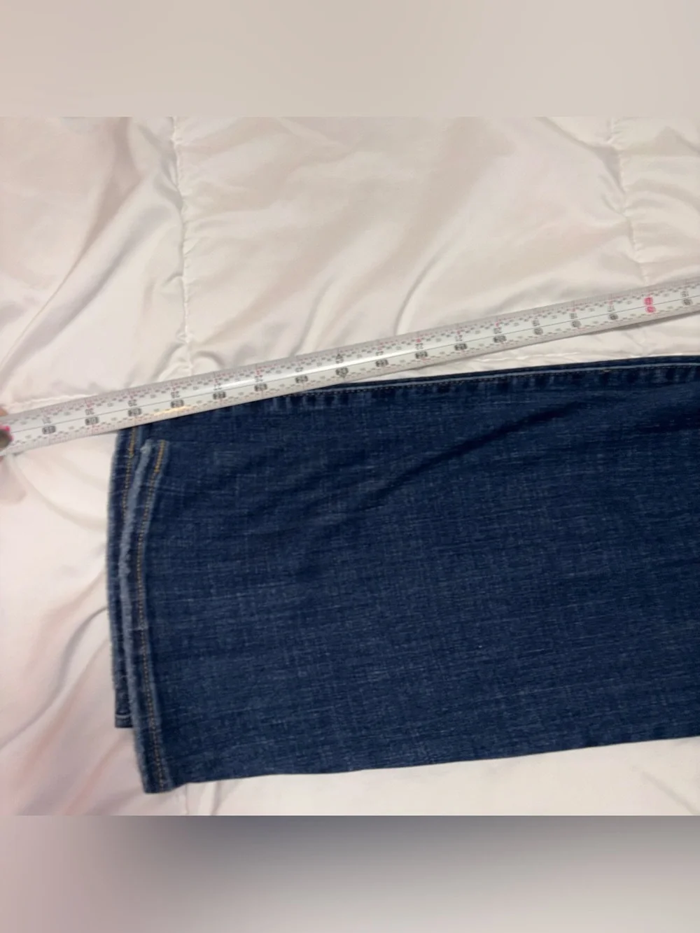 New! LEVI 311 SHAPING SKINNY JEANS denim distressed holey size 24W